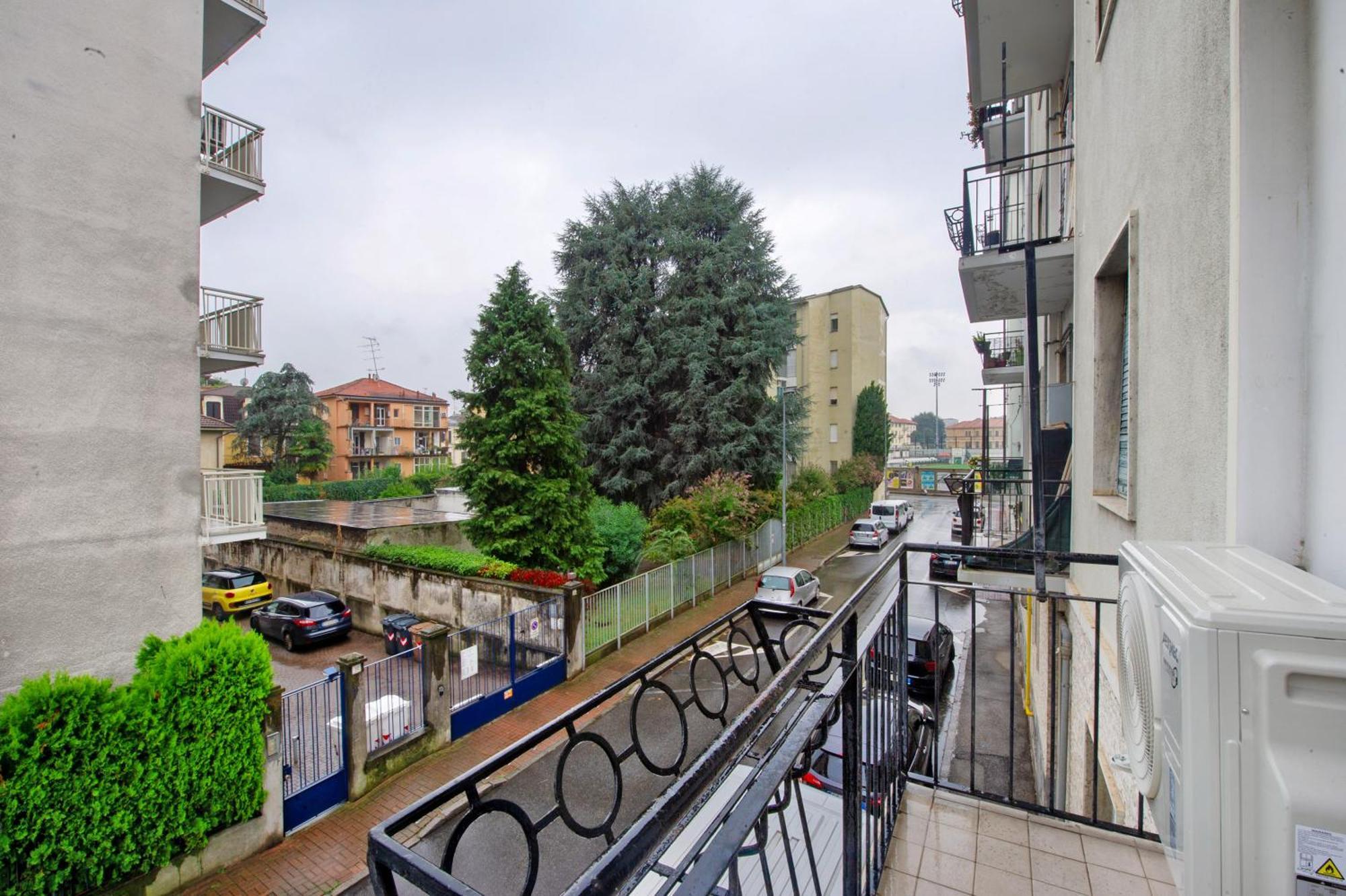 Alesa Apartament ヴェルチェッリ エクステリア 写真